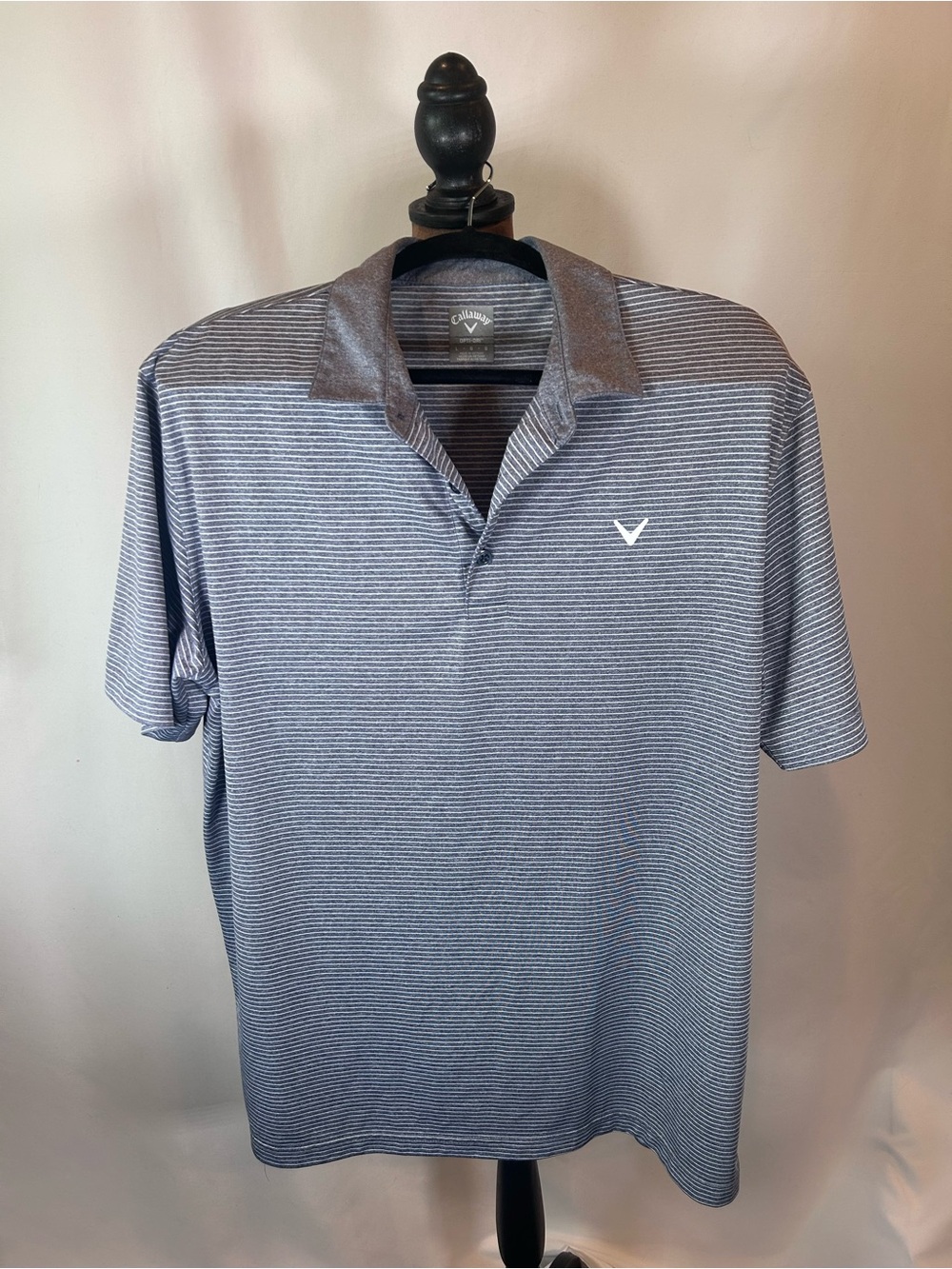 Callaway Men's Navy and White Micro-Striped Golf Polo Opti-Dry